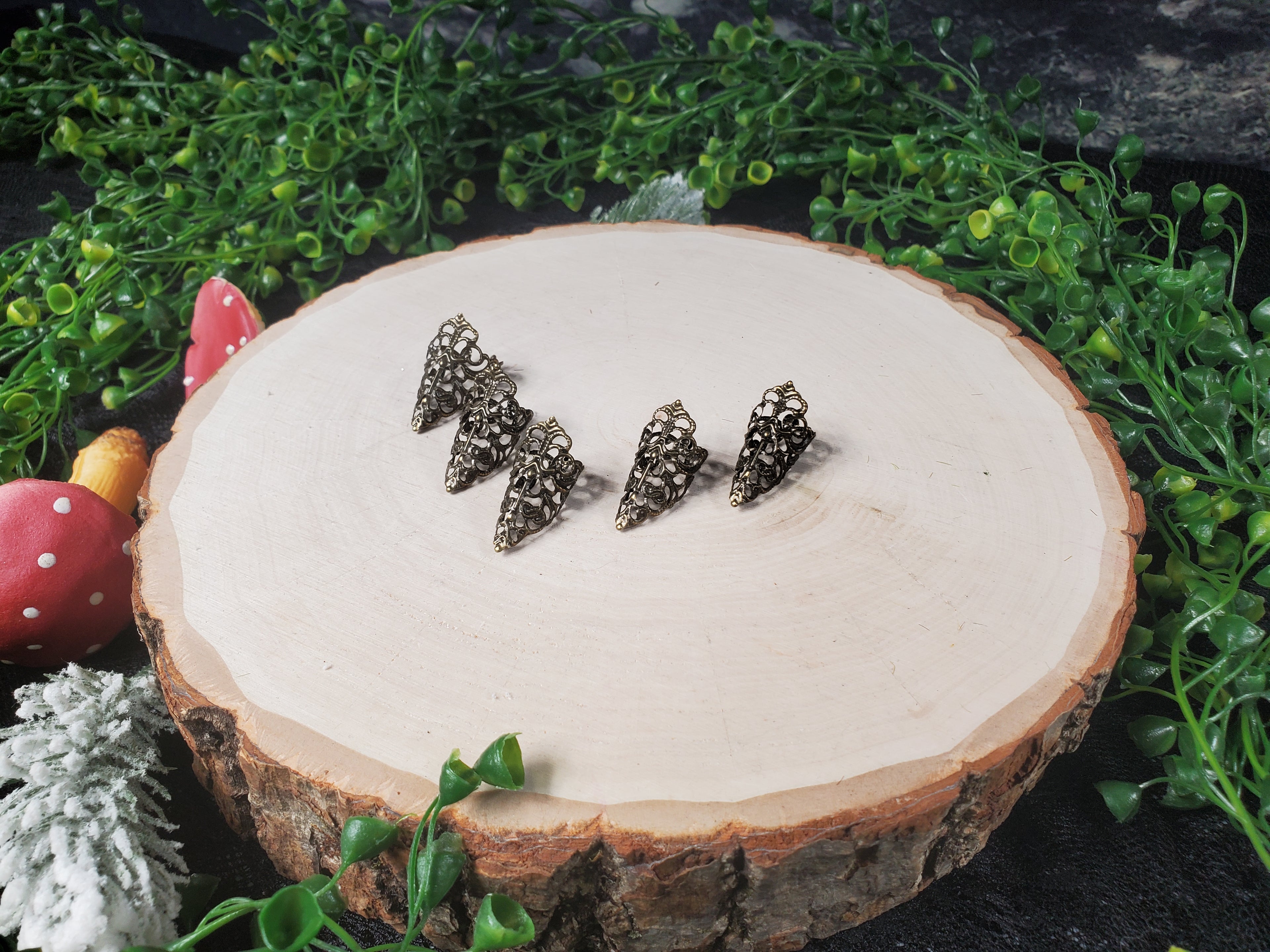 Bronze Nail Claws - Filigree Claw Nail Armor - Witchy Gifts - Handmade Nails